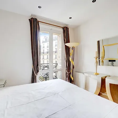 Bright Spacious 2p - Eiffel Tower Auteuil شقة باريس
