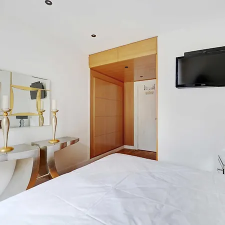 Bright Spacious 2p - Eiffel Tower Auteuil * Париж