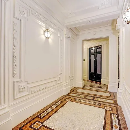 Bright Spacious 2p - Eiffel Tower Auteuil Апартаменты Париж