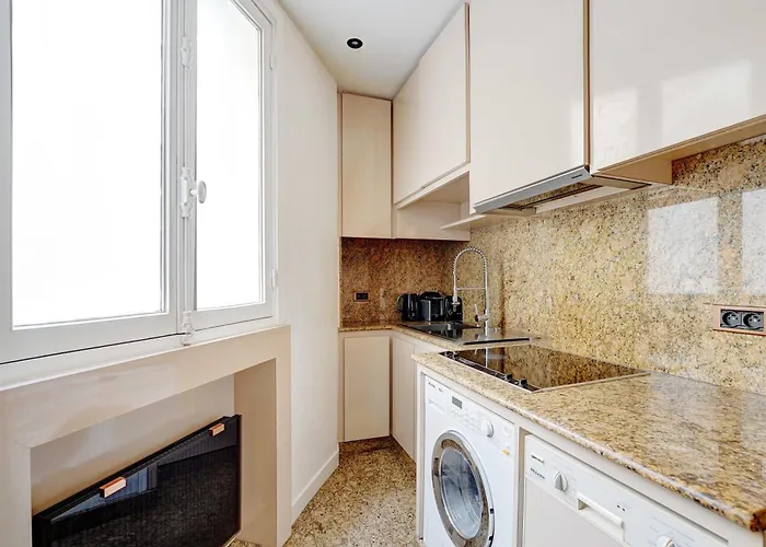 Bright Spacious 2p - Eiffel Tower Auteuil Apartamento